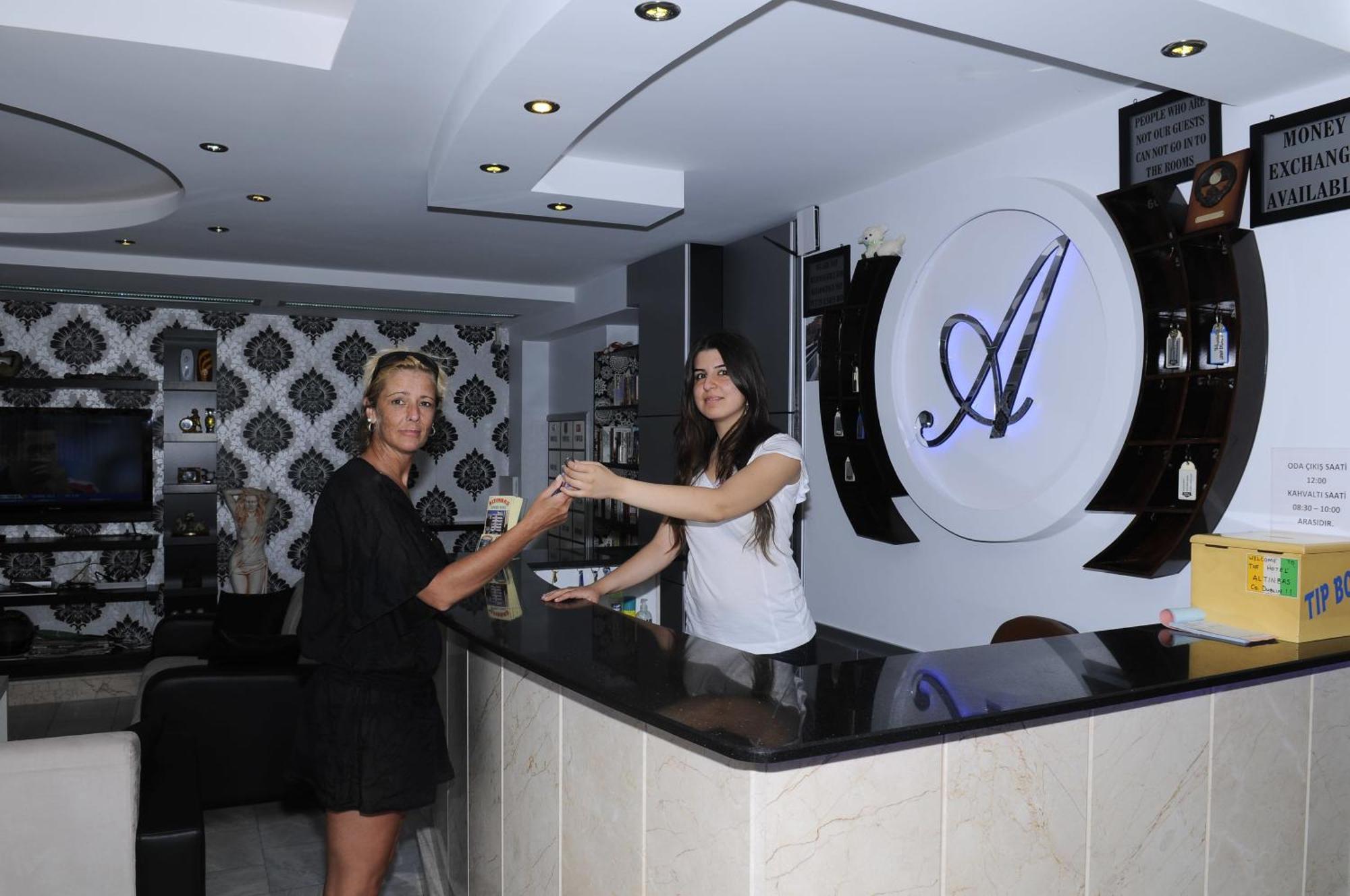 Altinbas Apart Hotel クシャダス エクステリア 写真