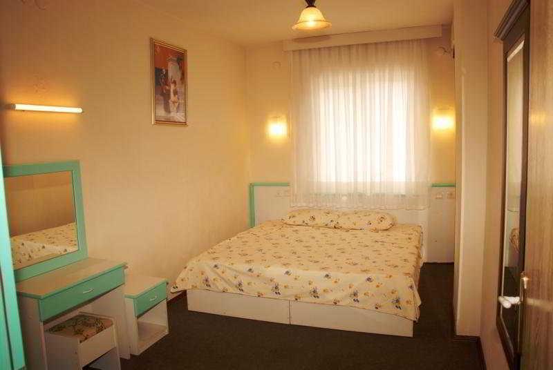 Altinbas Apart Hotel クシャダス エクステリア 写真